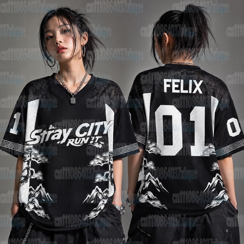 Stray City Felix 01 V Neck Spo - đánh giá và giá Street Fashion Kpop